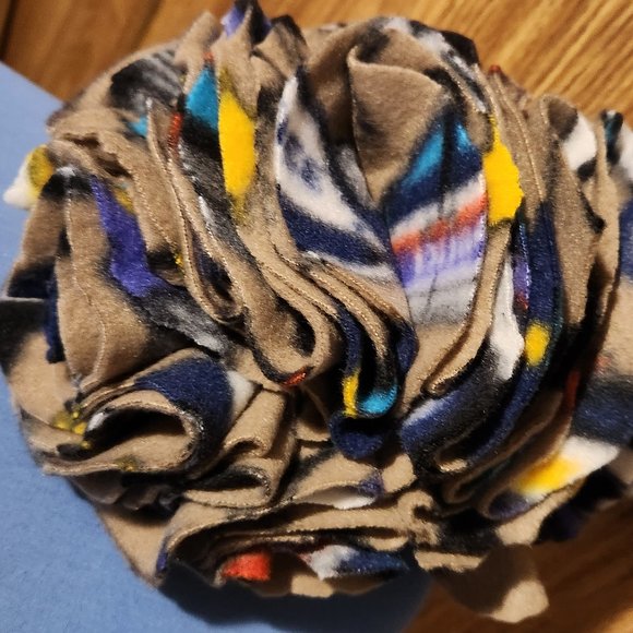 Handcrafted Snuffle Ball 6-7” Fleece - Picture 2 of 4